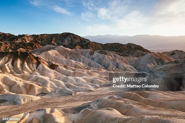 zabriskie point at sunset, death valley, usa - great basin photos et images de collection