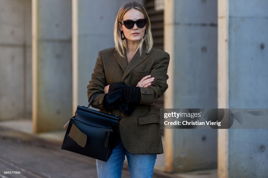 Street Style - Mercedes-Benz Fashion Week Australia 2017