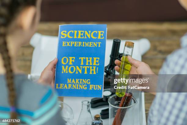 Subscription Boxes Photos and Premium High Res Pictures - Getty Images