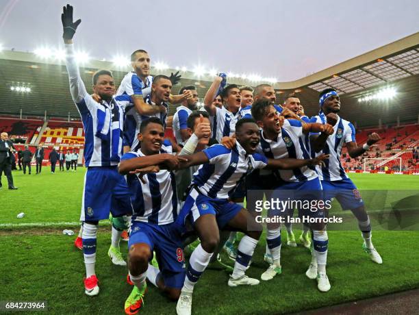 Porto players celebrate winning the game during the Premier League International cup Final match between Sunderland and Porto at Stadium of Light on...