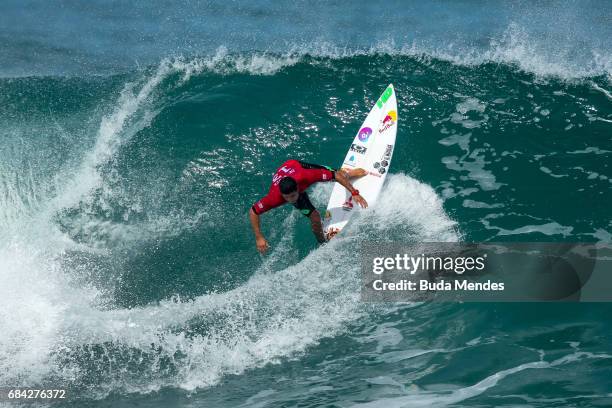 Adriano de Souza of Brazil surfs during the semifinal of the Oi Rio Pro 2017 at Itauna Beach on May 17, 2017 in Saquarema, Brazil.