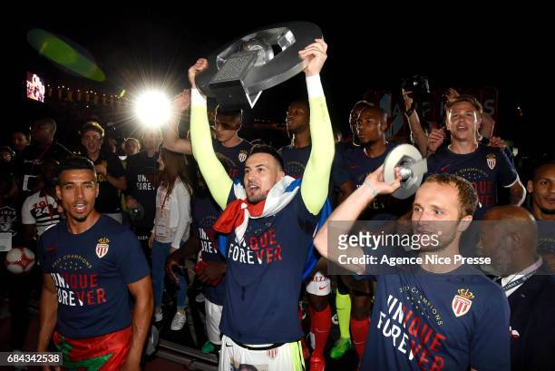 Danijel Subasic of Monaco celebrates winning the Ligue 1 title during the Ligue 1 match between As Monaco and AS Saint Etienne at Stade Louis II on...