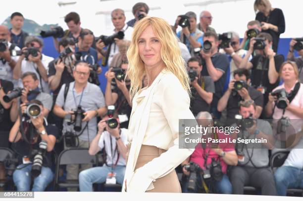 Sandrine Kiberlain attends Jury Camera D'Or Photocall during the 70th annual Cannes Film Festival at Palais des Festivals on May 18, 2017 in Cannes,...