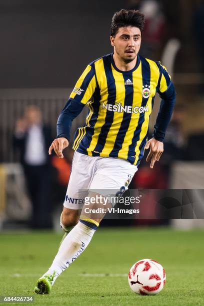 Ozan Tufan of Fenerbahce SKduring the Turkish Spor Toto Super Lig football match between Fenerbahce and Medipol Basaksehir FK on May 17, 2017 at the...