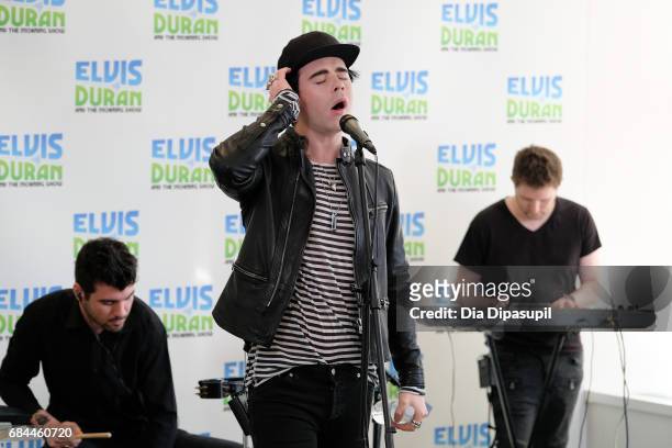 Leon Else performs on "The Elvis Duran Z100 Morning Show" at Z100 Studio on May 18, 2017 in New York City.