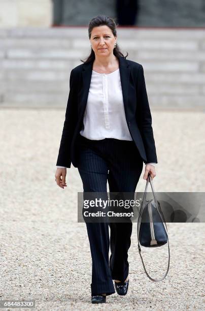 Newly appointed French Health and Solidarity Minister Agnes Buzyn leaves the Elysee Presidential Palace after the first weekly cabinet meeting on May...