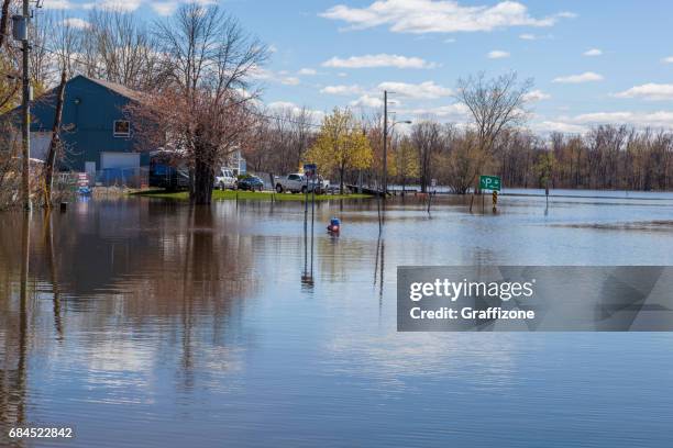 gatineau flooding - gatineau stock pictures, royalty-free photos & images