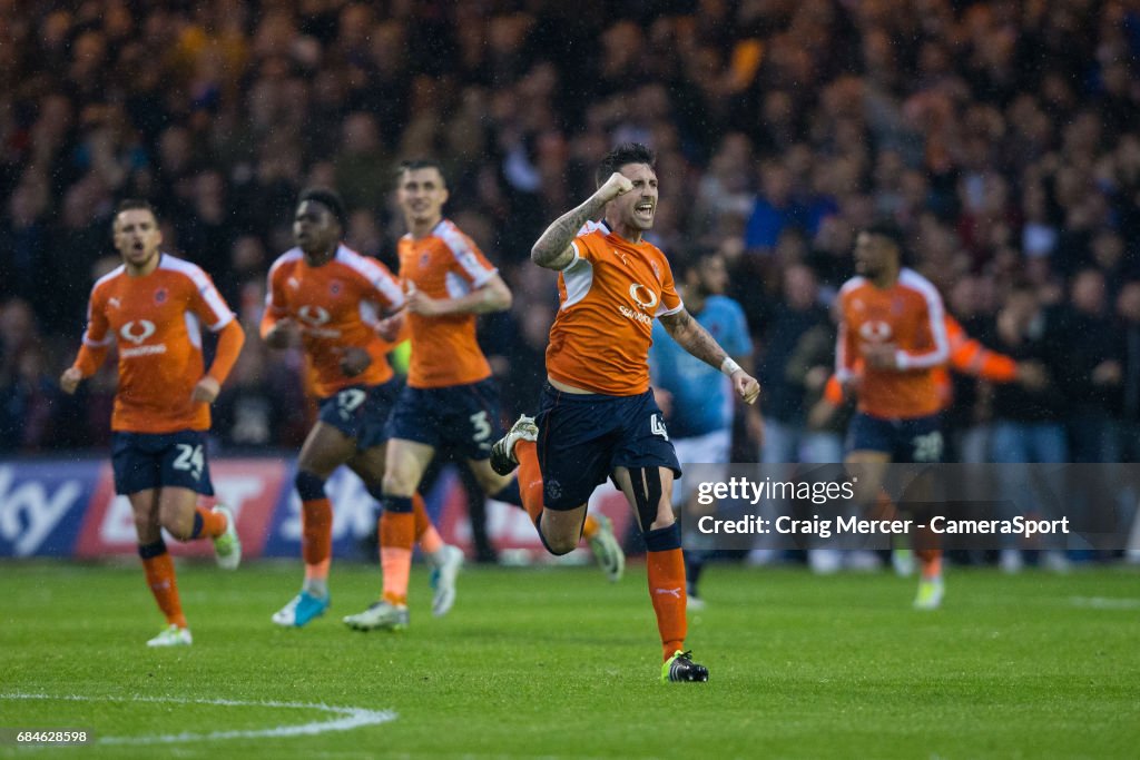 Luton Town v Blackpool - Sky Bet League Two Play off Semi Final: Second Leg