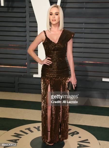 Katy Perry attends the 2017 Vanity Fair Oscar Party hosted by Graydon Carter at Wallis Annenberg Center for the Performing Arts on February 26, 2017...