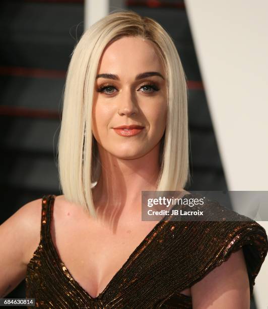 Katy Perry attends the 2017 Vanity Fair Oscar Party hosted by Graydon Carter at Wallis Annenberg Center for the Performing Arts on February 26, 2017...