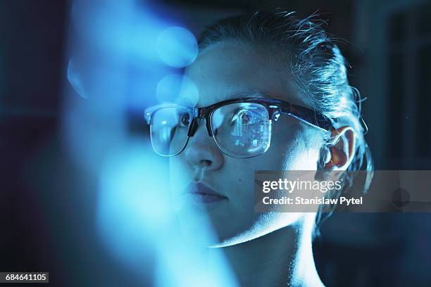 portrait of a female researcher - novità foto e immagini stock