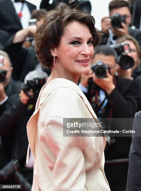 Actor Jeanne Balibar attends the "Loveless " premiere during the 70th annual Cannes Film Festival at Palais des Festivals on May 18, 2017 in Cannes,...