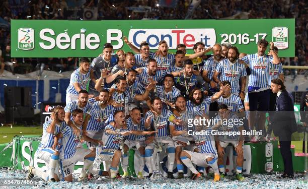 Team of SPAL celebrates promotions in series A after the Serie B match between SPAL and FC Bari at Stadio Paolo Mazza on May 18, 2017 in Ferrara,...