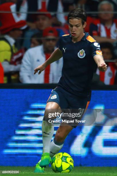 Carlos Fierro of Chivas drives the ball during the semifinals first leg match between Toluca and Chivas as part of the Torneo Clausura 2017 Liga MX...