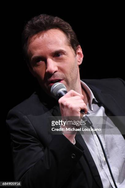 Actor Alessandro Nivola takes part in the SAG-AFTRA Foundation Presentation of Conversations with Alessandro Nivola of "The Wizard Of Lies" at...