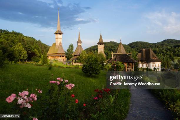 path to church, barsana, maramures, romania - maramureș stock pictures, royalty-free photos & images