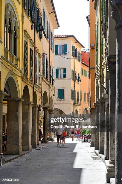 portico, (covered walkway), borgo stretto, pisa, toscana, tuscany, italy, europe - stretto stock-fotos und bilder