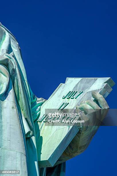 usa, new york, manhattan, liberty island, statue of liberty - alan copson fotografías e imágenes de stock