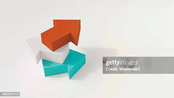 stack of three arrows, 3d rendering - business confuse conflict stock-grafiken, -clipart, -cartoons und -symbole