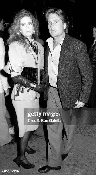 Michael Douglas and Diandra Douglas attend "The Color of Money" Premiere on October 8, 1986 at the Ziegfeld Theater in New York City.