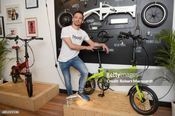 Director Alejandro Amenabar presents the new 'Freeel' electric bike at the Freeel bicycle store on May 19, 2017 in Barcelona, Spain.
