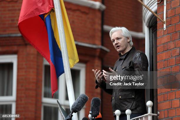 Julian Assange speaks to the media from the balcony of the Embassy Of Ecuador on May 19, 2017 in London, England. Julian Assange, founder of the...