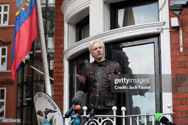 Julian Assange speaks to the media from the balcony of the Embassy Of Ecuador on May 19, 2017 in London, England. Julian Assange, founder of the...