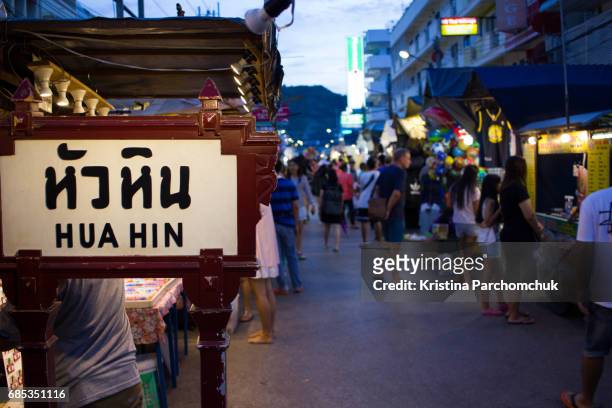 hua hin night market - hua hin thailand - fotografias e filmes do acervo