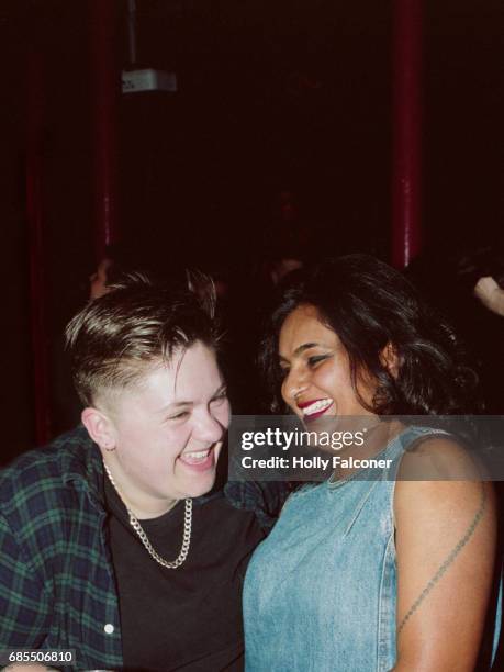 london lesbian couple - holly falconer stock pictures, royalty-free photos & images