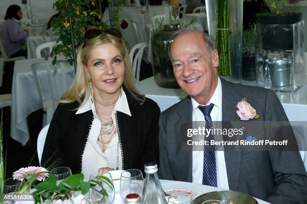 Wife of Italy's Ambassador to France, Giada Magliano and Prince Amyn Aga Khan attend the Days of Plants 2017 at Chateau de Chantilly on May 19, 2017...