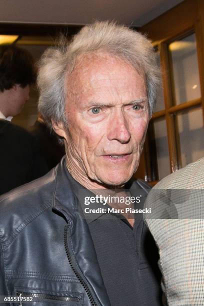 Actor Clint Eastwood leaves the 'Tetou' restaurant during the 70th annual Cannes Film Festival on May 19, 2017 in Golfe Juan, France.