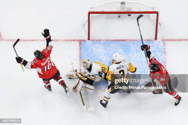 Clarke MacArthur of the Ottawa Senators celebrates his goal in the second period on goaltender Matt Murray of the Pittsburgh Penguins in Game Four of...