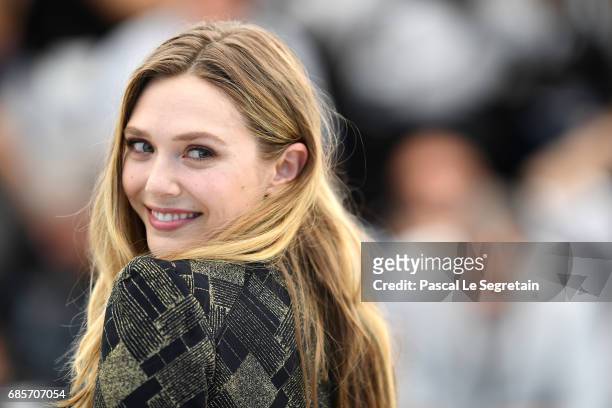 Actress Elizabeth Olsen attends the "Wind River" photocall during the 70th annual Cannes Film Festival at Palais des Festivals on May 20, 2017 in...