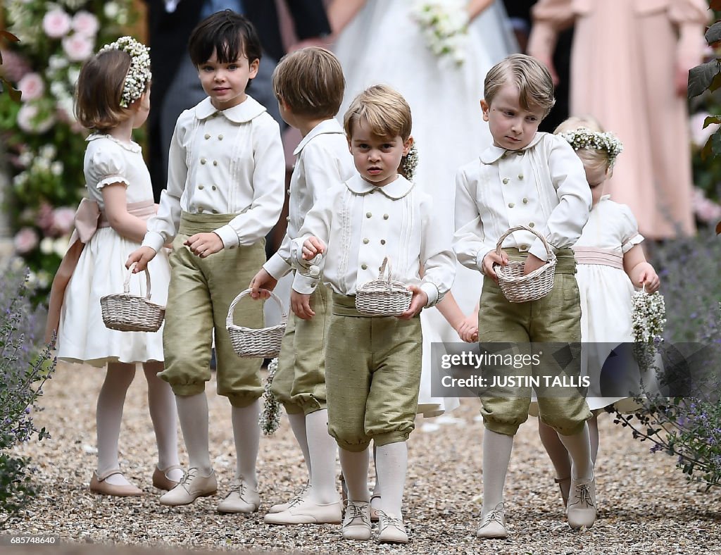 TOPSHOT-BRITAIN-ROYALS-PEOPLE-MIDDLETON-MARRIAGE