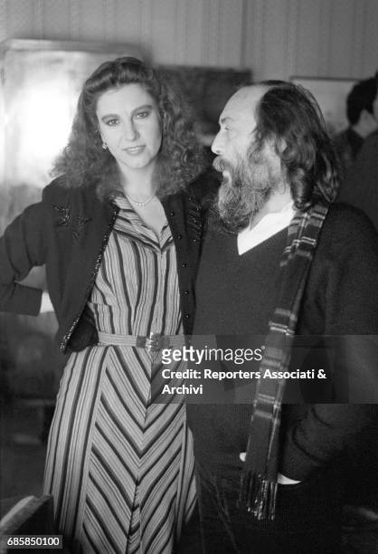 Italian actress Stefania Sandrelli talking to Italian director Aldo Lado on the set of Disobedience. 1981