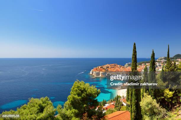 coastline of dubrovnik - ragusa stockfoto's en -beelden