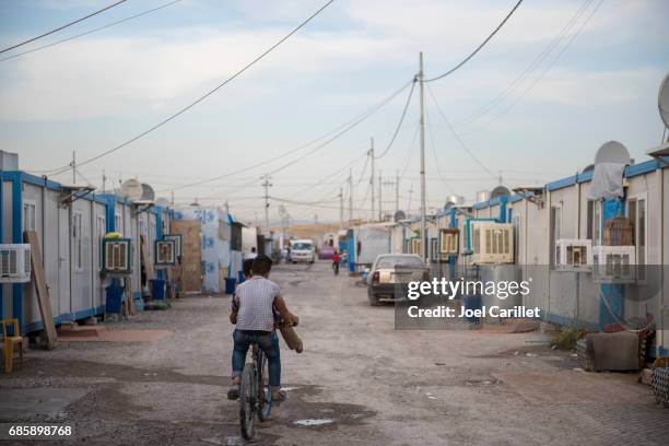 christlichen flüchtlingslager in ankawa, erbil, irak - binnenflüchtling stock-fotos und bilder