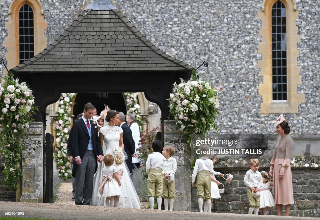 BRITAIN-ROYALS-PEOPLE-MIDDLETON-MARRIAGE