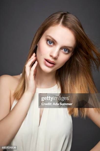 studio shot of a beautiful young woman - two toned hair stock pictures, royalty-free photos & images