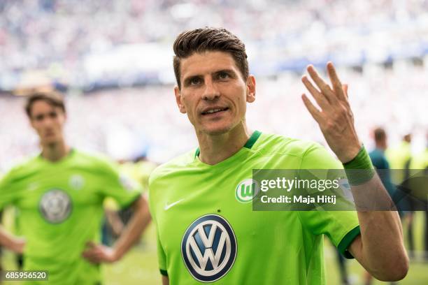 Mario Gomez of Wolfsburg reacts after the Bundesliga match between Hamburger SV and VfL Wolfsburg at Volksparkstadion on May 20, 2017 in Hamburg,...