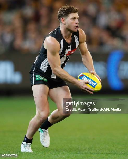 IMELBOURNE, AUSTRALIA Taylor Adams of the Magpies in action during the 2017 AFL round 09 match between the Collingwood Magpies and the Hawthorn Hawks...