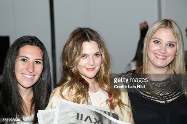 Actress Drew Barrymore attends Beautycon Festival NYC 2017 at Brooklyn Cruise Terminal on May 20, 2017 in New York City.
