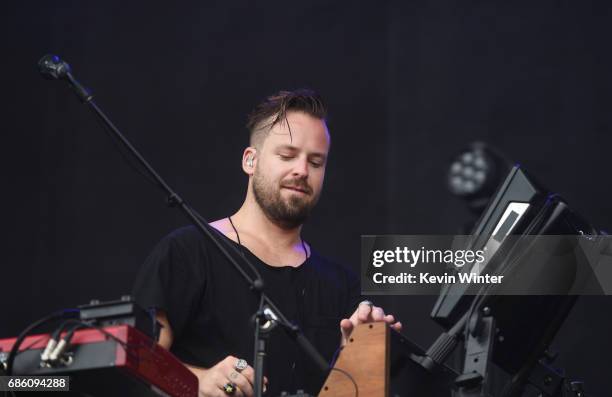 Jon George Singer 8,918 Jon George Photos & High Res Pictures - Getty Images