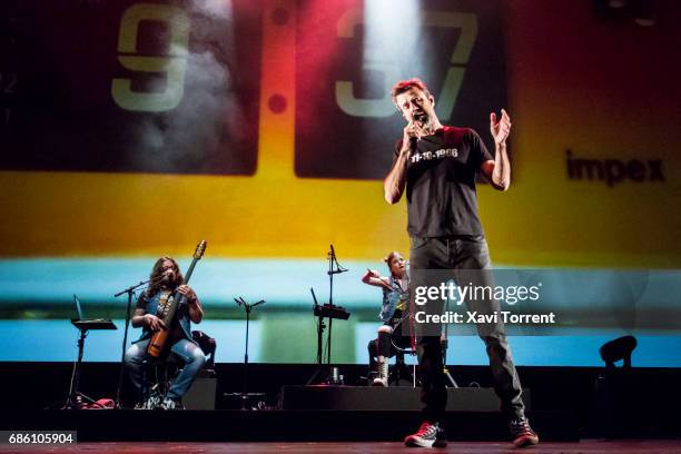 Pau Dones of Jarabe de Palo performs in concert at Gran Teatre del Liceu during Festival Mil.leni on May 20, 2017 in Barcelona, Spain.