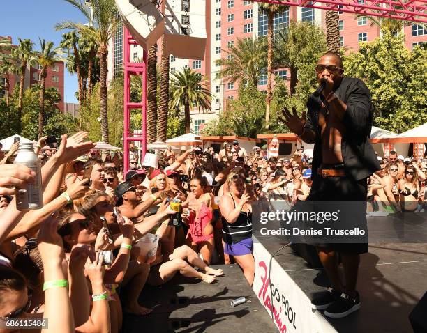 Ja Rule performs at Flamingo Go Pool at Flamingo Las Vegas on May 20, 2017 in Las Vegas, Nevada.