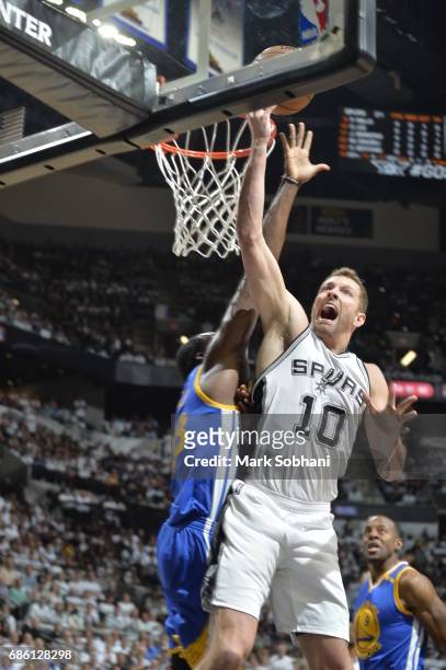 David Lee of the San Antonio Spurs shoots the ball against the Golden State Warriors in Game Three of the Western Conference Finals of the 2017 NBA...