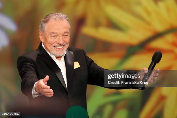Karel Gott performs on stage at the tv show 'Willkommen bei Carmen Nebel' at Velodrom on May 20, 2017 in Berlin, Germany.