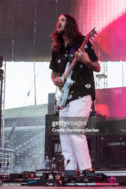 Tim Mahoney Singer 80 Tim Mahoney Musician Stock Photos, High-Res Pictures, and Images ...
