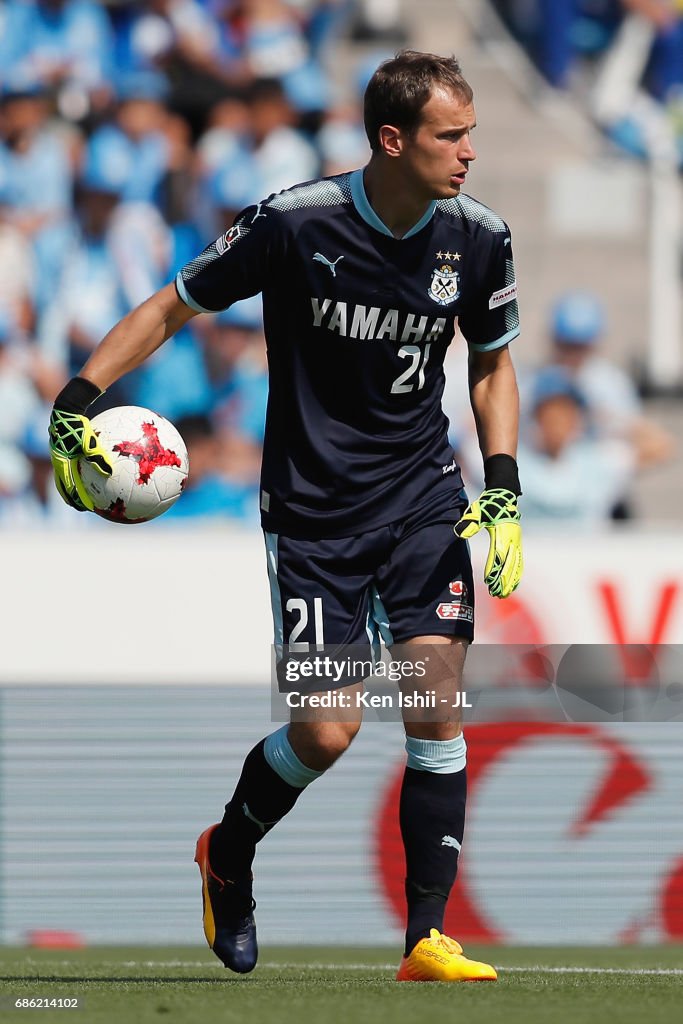 Jubilo Iwata v Kashiwa Reysol - J.League J1