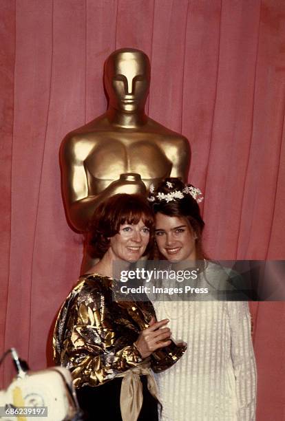 Maggie Smith and Brooke Shields attend the 51st Academy Awards circa 1979 in Los Angeles, California.